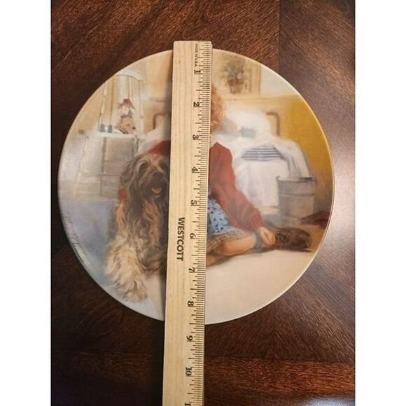 Annie and Sandy 1983 Collectors Plate - Picture 8 of 11